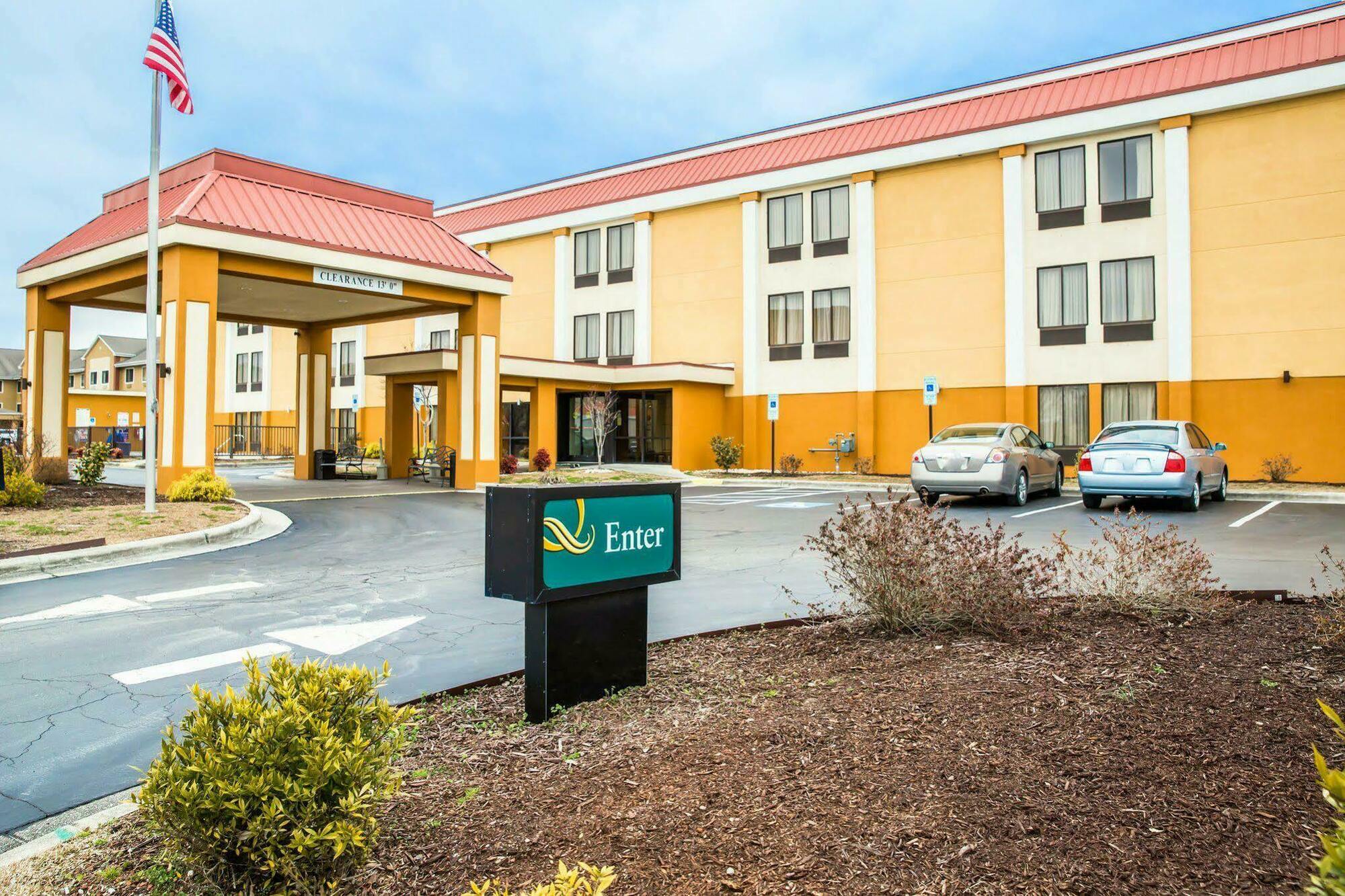 Quality Inn Jacksonville Near Camp Lejeune Exterior foto